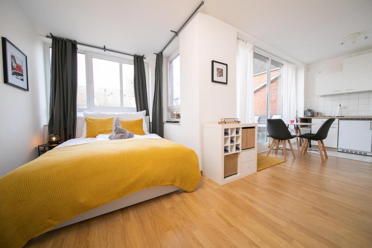 Studio Shiny - Zentral Mit Balkon - Messe - Kueche Нойс Екстер'єр фото